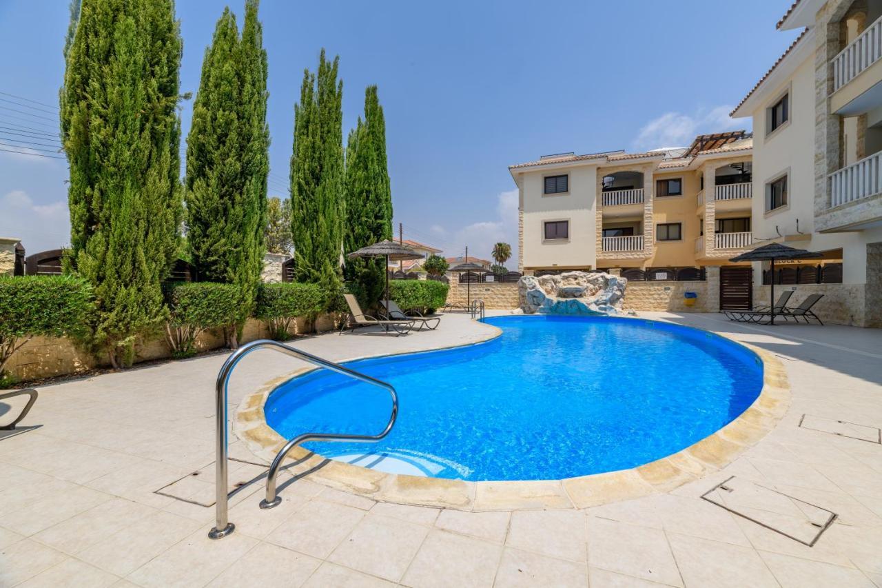 Blue Serenity Complex Larnaca Extérieur photo