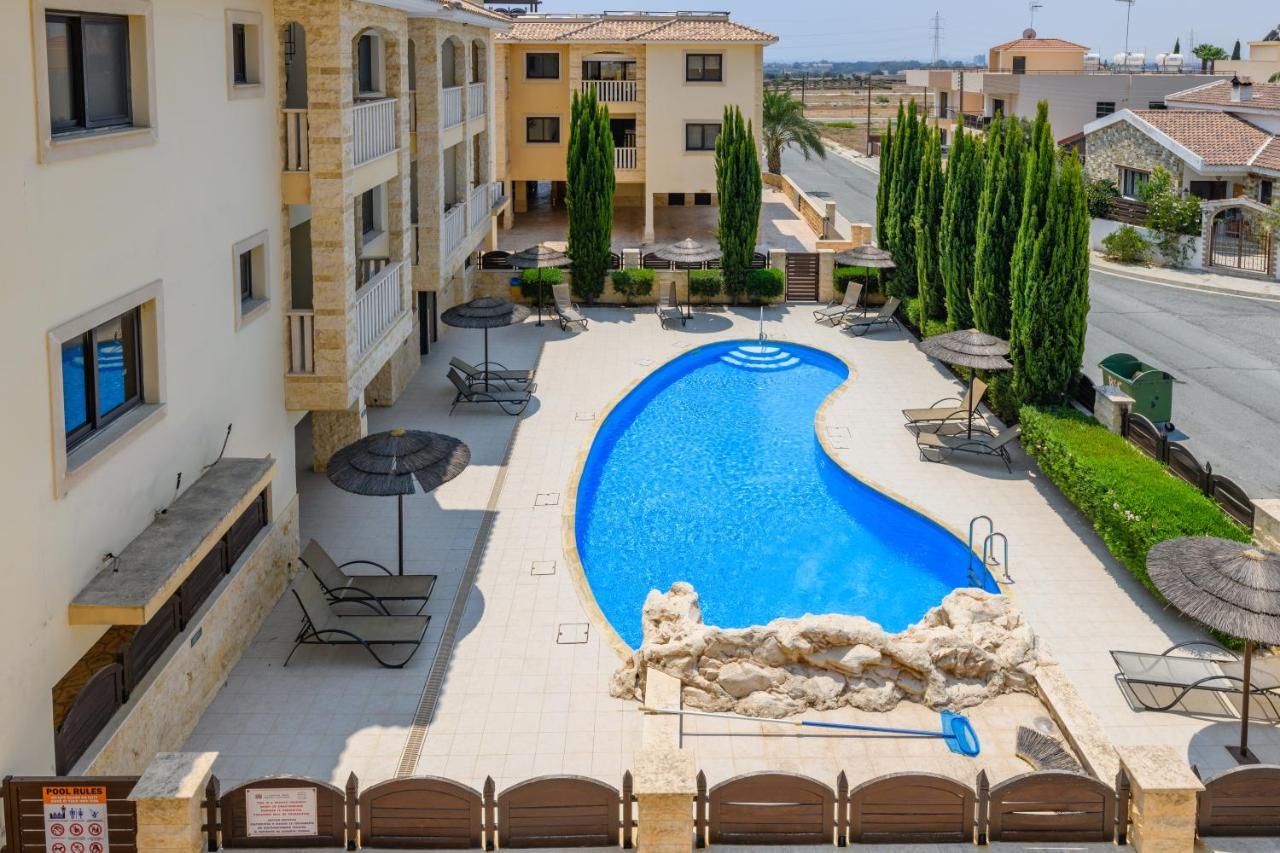Blue Serenity Complex Larnaca Extérieur photo